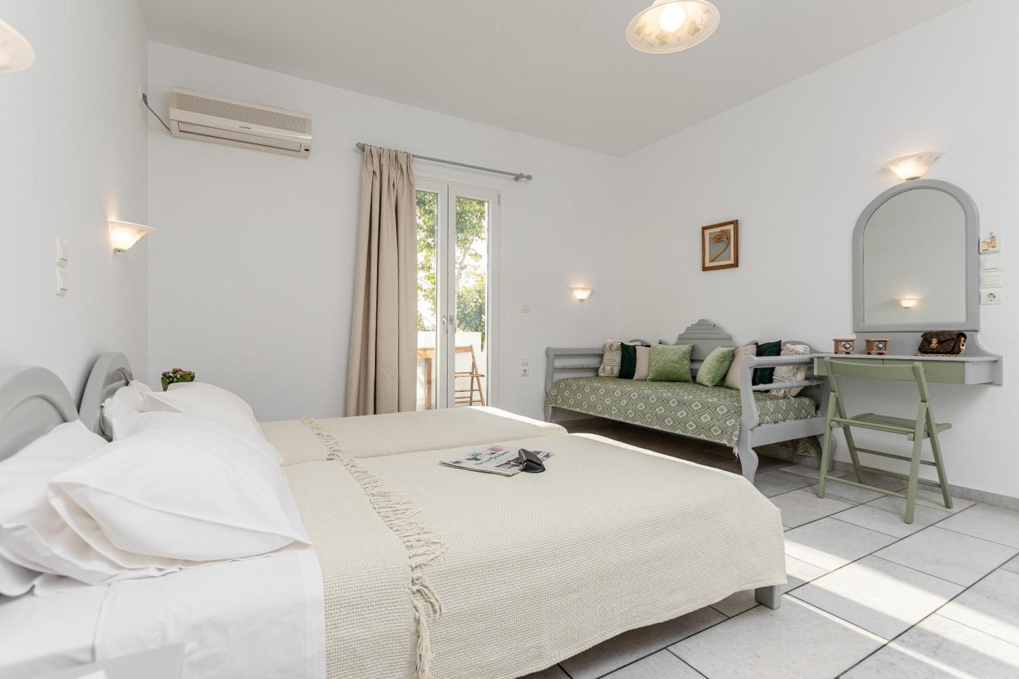 Birbas Hotel Agia Anna  Zewnętrze zdjęcie
